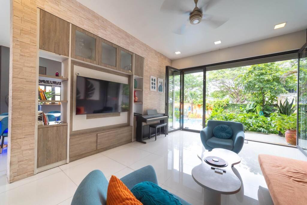 Maison Khu Vuon Nhiet Doi Biệt thự TP. Hồ Chí Minh