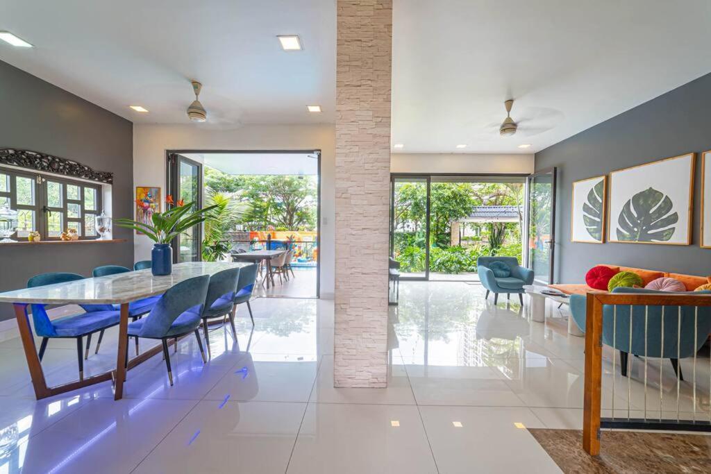 Maison Khu Vuon Nhiet Doi TP. Hồ Chí Minh