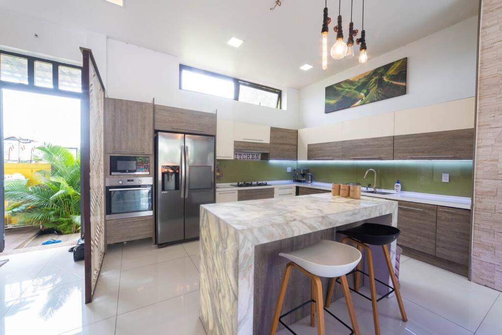 Biệt thự Maison Khu Vuon Nhiet Doi *
