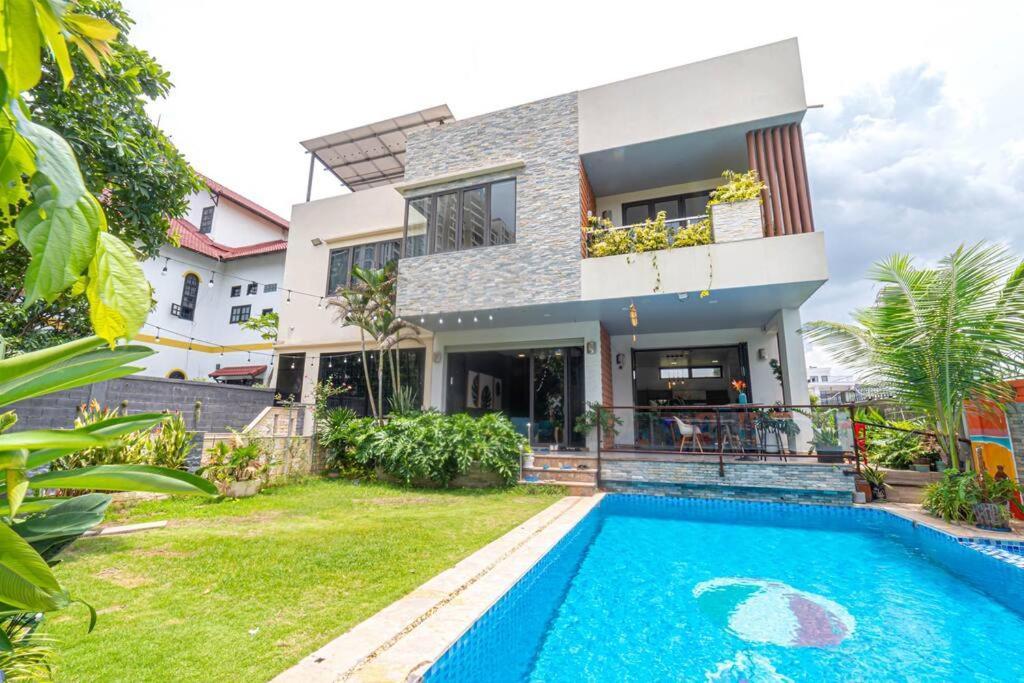 Maison Khu Vuon Nhiet Doi Biệt thự *
