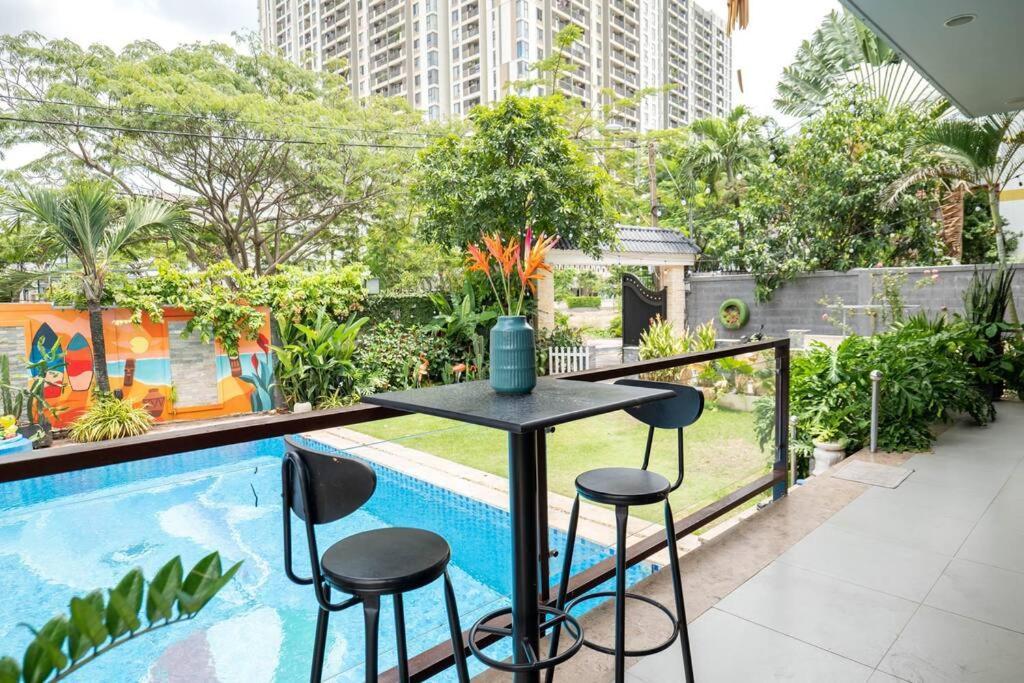 Biệt thự Maison Khu Vuon Nhiet Doi *
